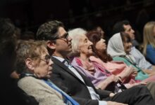 Photo of Frío encuentro entre Cristina y Kicillof en un acto de Abuelas de Plaza de Mayo​Frío encuentro entre Cristina y Kicillof en un acto de Abuelas de Plaza de Mayo 