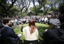 Photo of Cristina Kirchner visitó la Universidad Nacional de las Artes​Cristina Kirchner visitó la Universidad Nacional de las Artes 