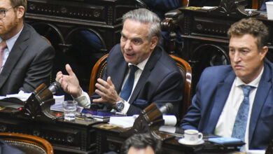 Photo of Las alianzas que se tejen en el Congreso para limitar los DNUs de Milei