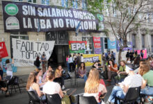 Photo of Milei ahora ataca a la UBA: «Los chorros no van a tener paz»