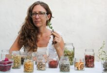 Photo of Tamara Fanta: la emprendedora que encontró unas “plantas de la abuela” en el jardín de su casa y cambió de vida