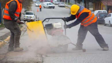 Photo of EL MUNICIPIO DE USHUAIA AVANZA CON EL PLAN DE RECUPERACIÓN VIAL DE LA CIUDAD DE USHUAIA