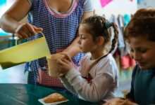 Photo of Calendario de Anses: quiénes cobran la AUH este jueves 17 de octubre