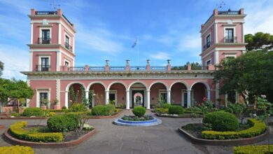 Photo of El notable palacio que fue declarado monumento histórico nacional y queda en una bella ciudad de Entre Ríos