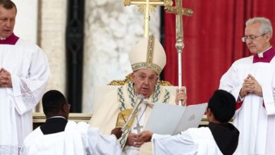 Photo of El papa Francisco proclama a catorce nuevos santos en la Plaza San Pedro