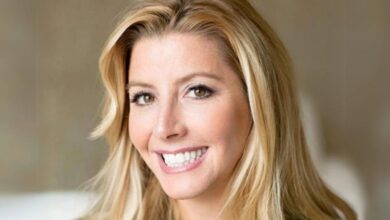 Photo of De ser una simple vendedora de máquinas de fax a ser millonaria a los 45: quién es Sara Blakely