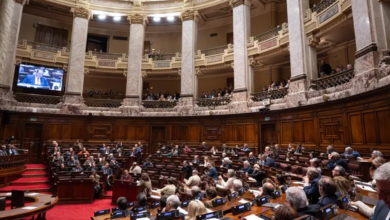 Photo of El Frente Amplio y la coalición mantienen la expectativa por la mayoría parlamentaria