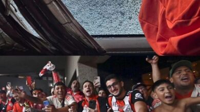 Photo of Hinchas «Millonarios» atacaron un micro donde viajaban simpatizantes de Atlético Mineiro