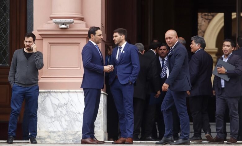 Photo of Ahora los gobernadores de Juntos piden a Francos y Caputo una negociación para tratar el presupuesto en extraordinarias​Ahora los gobernadores de Juntos piden a Francos y Caputo una negociación para tratar el presupuesto en extraordinarias 