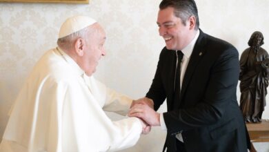 Photo of El Papa recibió al intendente de Río Grande​El Papa recibió al intendente de Río Grande 