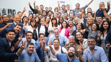 Photo of Cristina Kirchner recibió a una comitiva del PJ de Corrientes