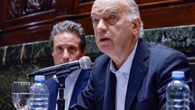 Photo of Néstor Grindetti flojo de papeles, ahora en la Legislatura