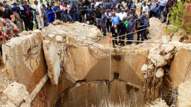 Photo of “Muchos no salen vivos”: las ciudades subterráneas en las que transcurre el despiadado negocio de la minería ilegal en Sudáfrica