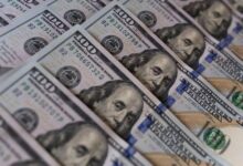 Photo of Dólar: el blue baja $10 y se corta la racha para las acciones argentinas