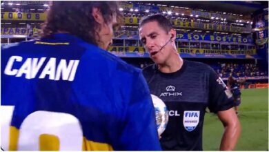 Photo of El árbitro de Boca-Vélez reconoció su error de pedirle la camiseta a Edinson Cavani: «Siempre pasó y va a seguir pasando»