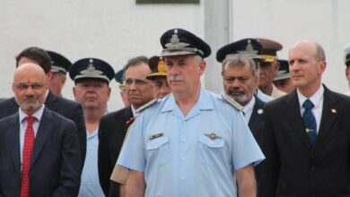 Photo of El gobierno de Javier Milei echó al jefe de la Fuerza Aérea, Fernando Mengo