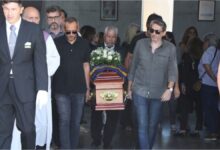 Photo of Emotiva despedida a Roberto Giordano: amigos y familiares presentes en el Cementerio de la Chacarita