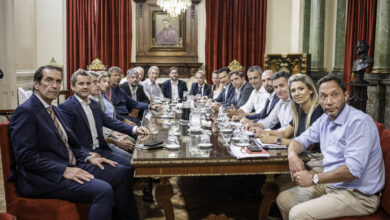 Photo of El Gobierno insiste en tratar la suspensión de las PASO, aunque aún no tiene los votos