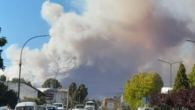 Photo of Evacuaron a decenas de turistas en El Bolsón por un incendio forestal