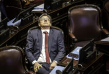 Photo of Más presionado que senador radical