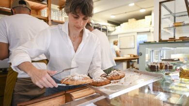 Photo of Un almacén histórico del Tigre reabrió como pastelería y agota cada día lo que produce