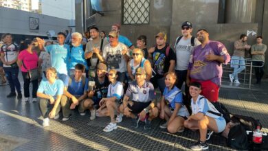 Photo of Sin barras, los hinchas se hicieron presentes para apoyar al jubilado de Chacarita