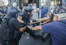 Photo of El Gobierno lleva su relato a tribunales y acusa a los manifestantes por «sedición»