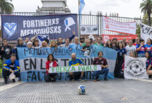 Photo of Miembros de la Coordinadora DDHH del Fútbol marcharon en Plaza de Mayo 