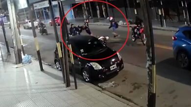 Photo of La Matanza: una mujer policía hirió en el pecho a uno de los seis motochorros que intentó asaltarla