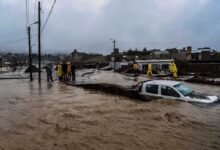 Photo of Temporal en Comodoro Rivadavia: una fuete lluvia generó inundaciones, provocó daños y se suspendió el transporte público