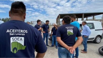 Photo of Gremios aceiteros anunciaron un paro en todas las plantas y puertos del país