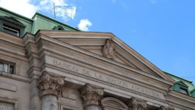 Photo of La Justicia suspendió el decreto que convertía al Banco Nación en un sociedad anónima