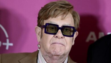 Photo of Elton John enfrenta graves problemas de salud: ya no puede firmar autógrafos