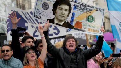 Photo of Mercados en alarma: del dólar y el ajuste, a los jubilados y el desconcierto social