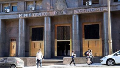 Photo of El Gobierno modificó el presupuesto: ajusta y redistribuye partidas en seguridad, salud, energía y educación