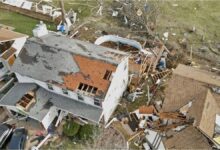 Photo of Alerta en EEUU por trágico temporal: tornados e incendios provocaron al menos 26 muertos