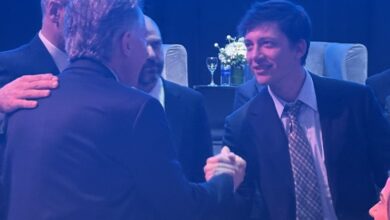 Photo of Cruce picante entre Macri y Santiago: «Acá no vienen los malos»​Cruce picante entre Macri y Santiago: «Acá no vienen los malos» 