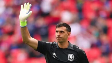 Photo of Crystal Palace goleó 3 a 0 al Aston Villa del «Dibu» Martínez y lo dejó sin final de la FA Cup