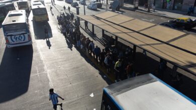 Photo of Comenzó el paro de colectivos de la UTA: qué líneas no prestarán servicios
