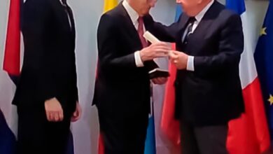 Photo of Carlos Bianchi, el goleador inolvidable de la Ligue 1 fue reconocido por el Senado de Francia