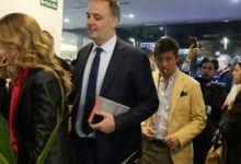 Photo of Denuncian que Adorni apela a un intermediario para pautar en medios y eludir los controles​Denuncian que Adorni apela a un intermediario para pautar en medios y eludir los controles 