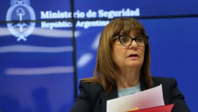 Photo of Piden que Bullrich vaya al Congreso a explicar el traslado de Astiz a una cárcel VIP