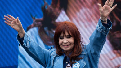 Photo of Cristina Kirchner advirtió la inminencia de un default y llamó a reconstruir el peronismo