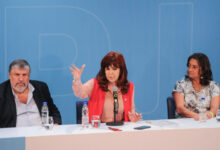 Photo of Cristina Kirchner encabezó una cumbre del PJ con el objetivo de «conformar una propuesta a nivel nacional»