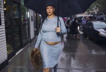 Photo of MET Gala 2025: Rihanna apostó por un look con el que lució su nuevo embarazo