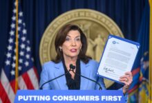 Photo of Hasta US$5000: Kathy Hochul firmó el nuevo presupuesto de Nueva York que incluye estos beneficios para las familias