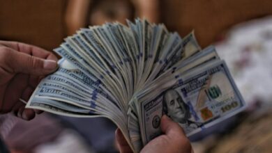 Photo of El Gobierno explicó el plan para usar los dólares “bajo el colchón”