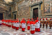 Photo of Cónclave 2025, en vivo: las últimas noticias sobre la sucesión del Papa Francisco este lunes 5 de mayo
