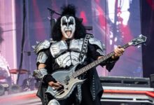 Photo of Así decoró uno de los líderes de Kiss la casa que vende por US$14 millones