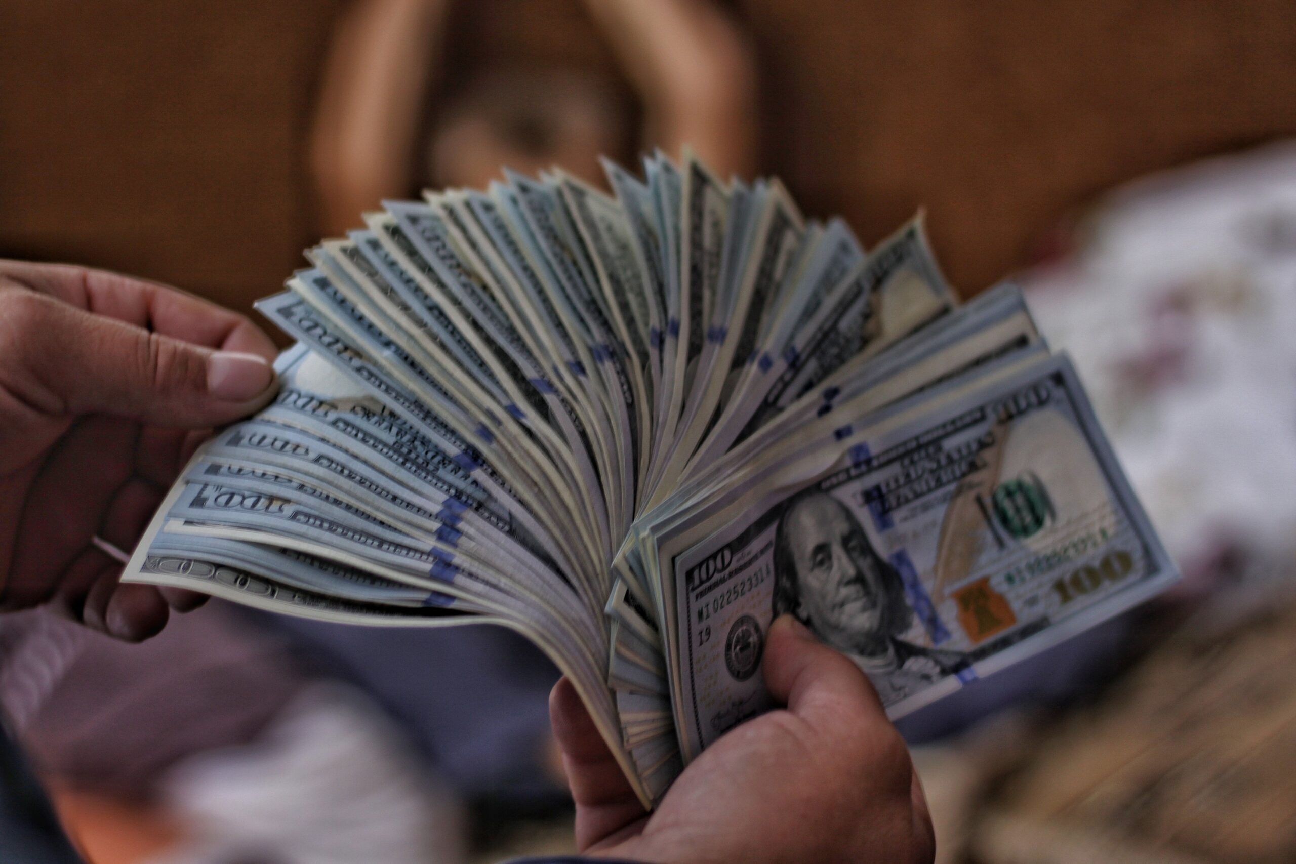 Photo of Dólar hoy, dólar blue hoy: a cuánto cotiza este domingo 11 de mayo